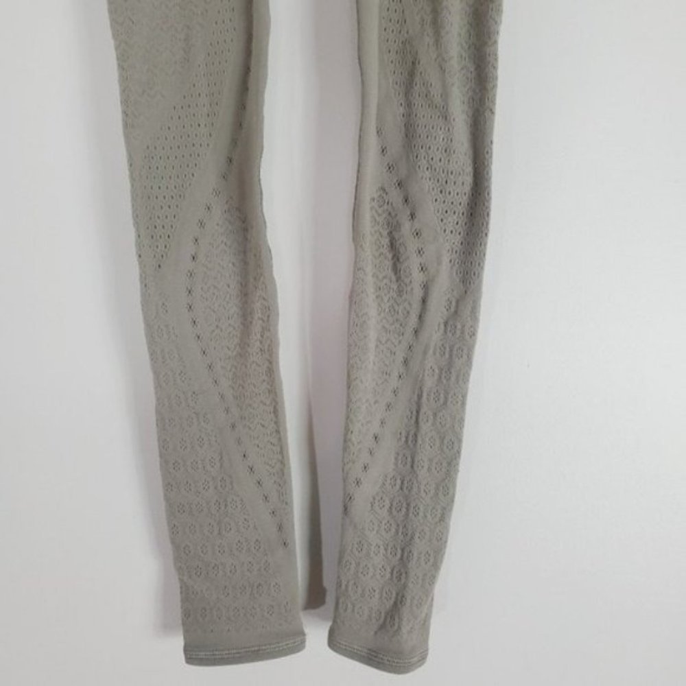 Lululemon REAVEAL TIGHT CARBON DUST LEGGING - Picture 6 of 16